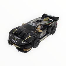 Lamborghini Urus Huracán LEGO 76899 building set