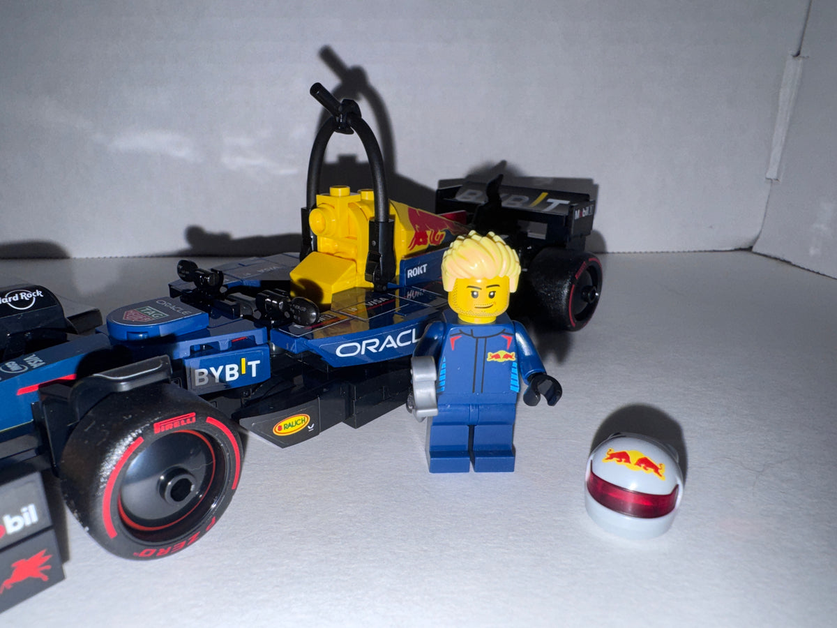 Red Bull RB20 LEGO Speed Champions 77243