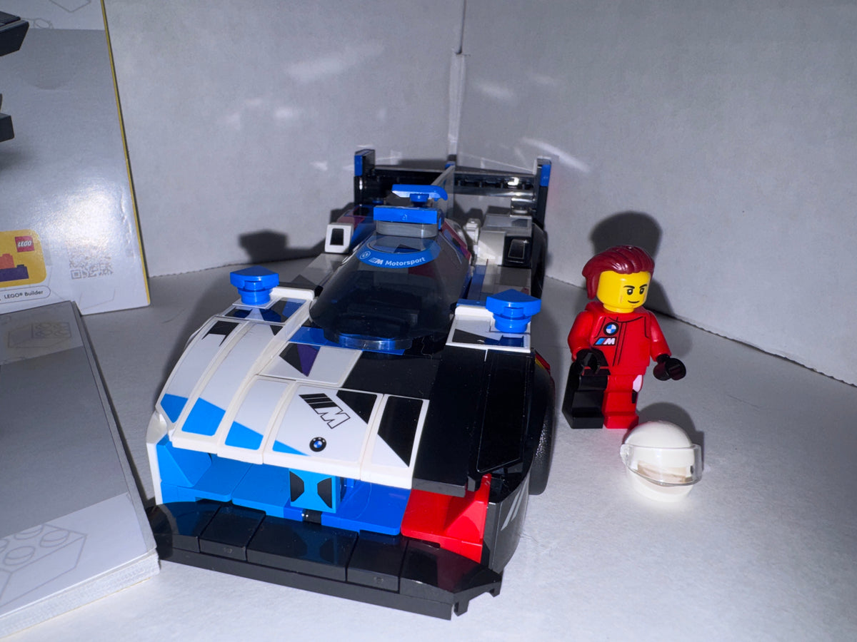 BMW M4 GT3 M Hybrid V8 LEGO building set