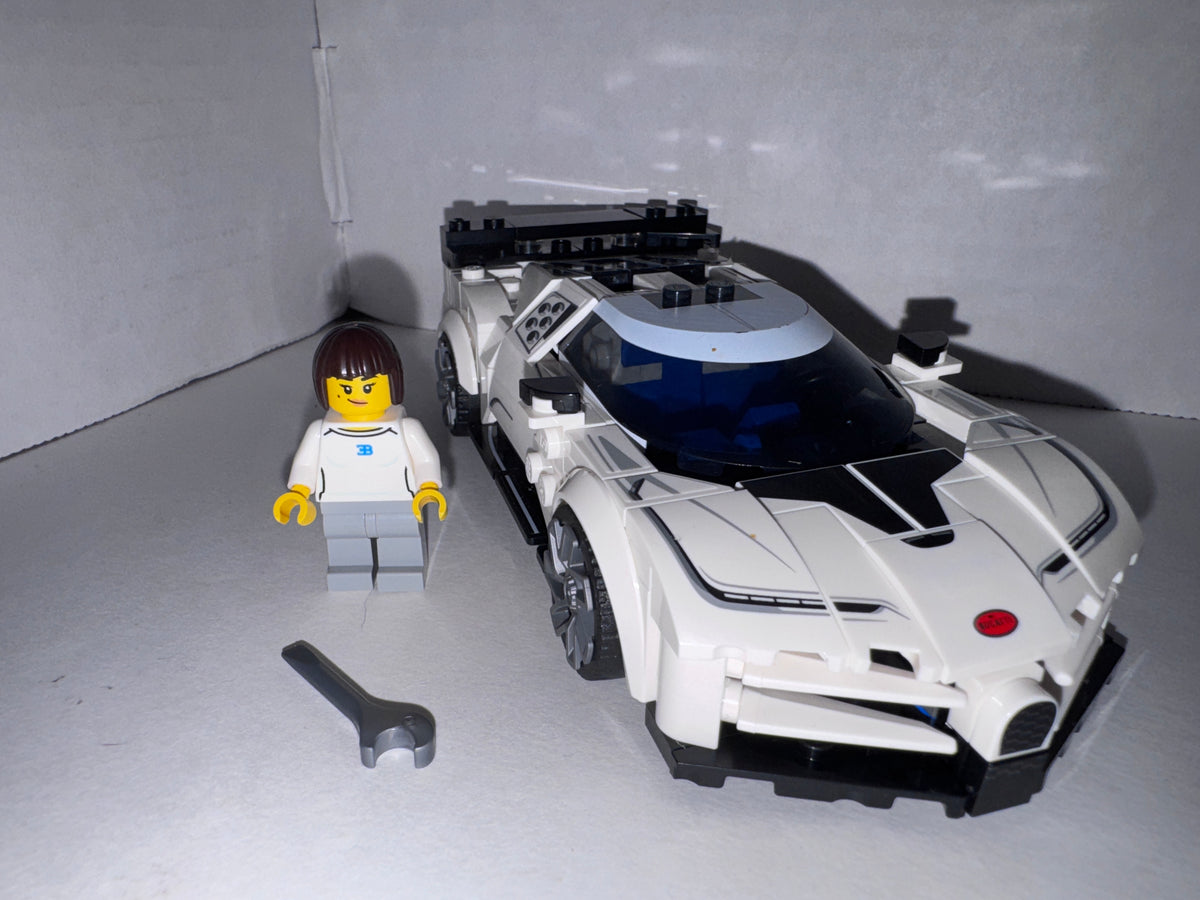 Bugatti Centodieci LEGO Speed Champions 77240