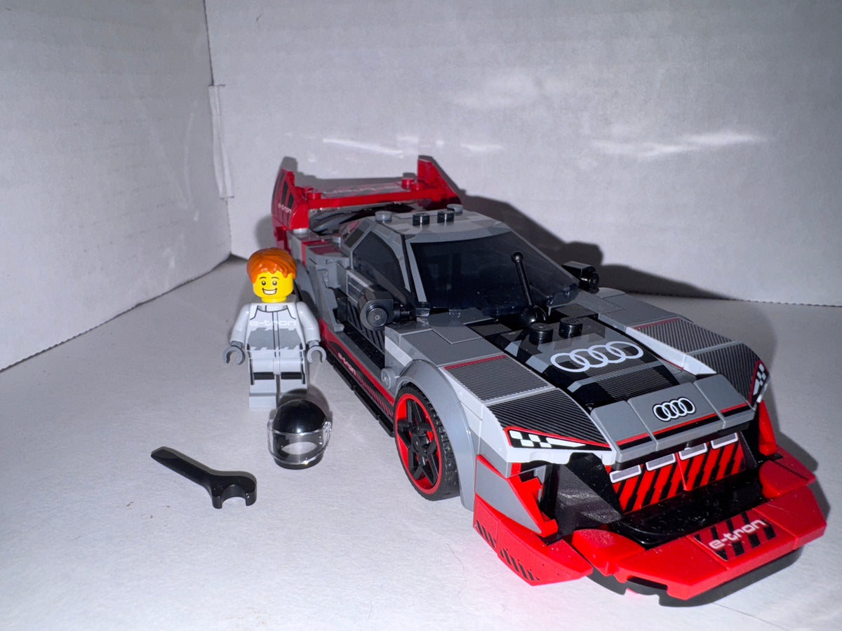 Audi S1 e-tron quattro LEGO Speed Champions 76921