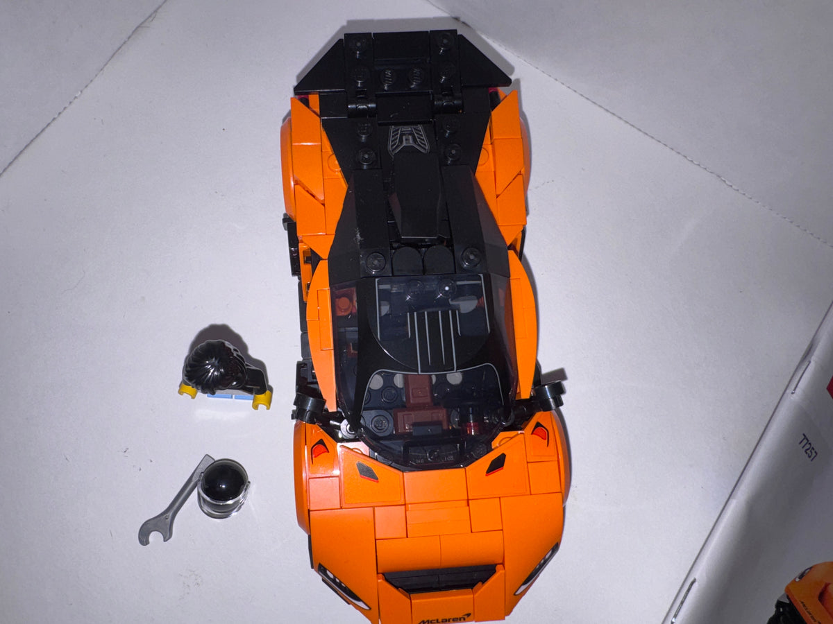 McLaren W1 LEGO Speed Champions supercar model